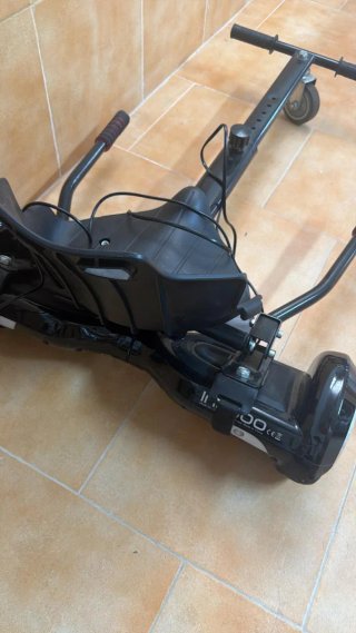 Patinete eléctrico con asiento