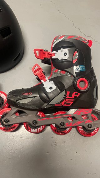 Patines y casco infantil Oxelo