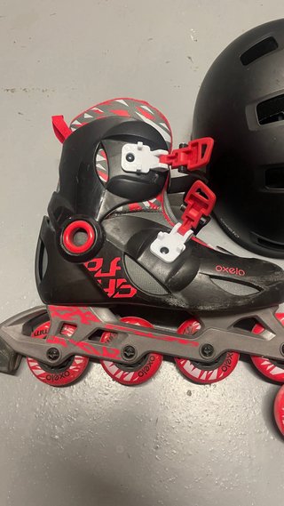 Patines y casco infantil Oxelo