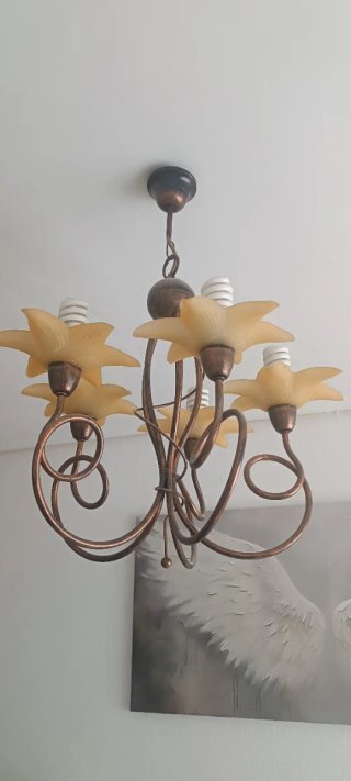 2 lámparas colgantes de metal con tulipas cristal