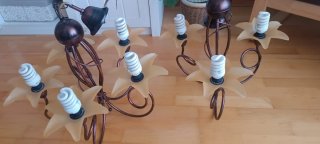 2 lámparas colgantes de metal con tulipas cristal