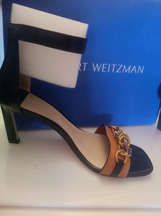 Sandalias Stuart Weitzman Negro y Marrón