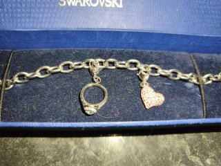 Pulsera Swarovski Charms Zapato, Anillo y Corazón