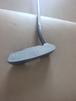 Set de palos de golf  Shipping only by correos