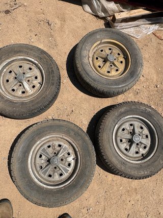 Llantas SEAT 124 5Jx13 10-73