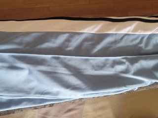 Pantalón Adidas azul y blanco