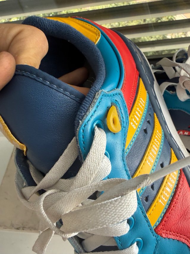 Adidas Human Made 100% piel T.42 Multicolor (18)