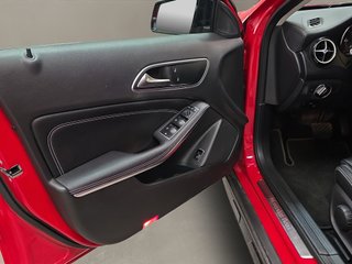 Mercedes-Benz GLA GLA 180