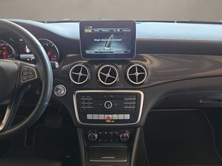 Mercedes-Benz GLA GLA 180