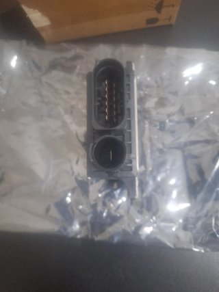 Unidad de mando precalentamiento BMW M4702