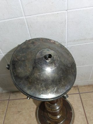 Cenicero de pie  de puros.