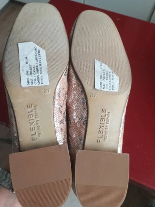 Bailarinas Brunella Piel Beige y Doradas Talla 37