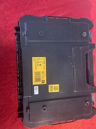 Caja DeWalt para taladro