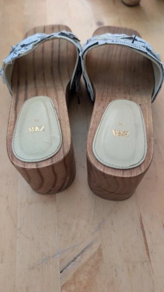 Sandalias Zara madera tiras etiquetas Talla 36
