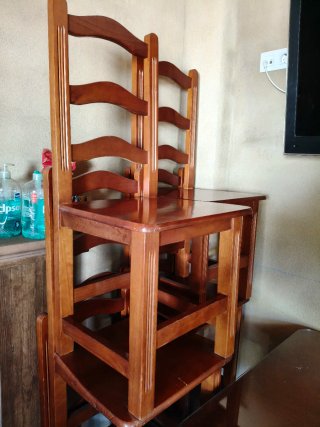 Conjunto Mesa comedor y 6 sillas de madera maciza