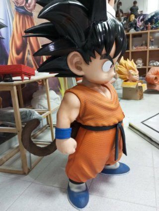 Figura Goku Niño