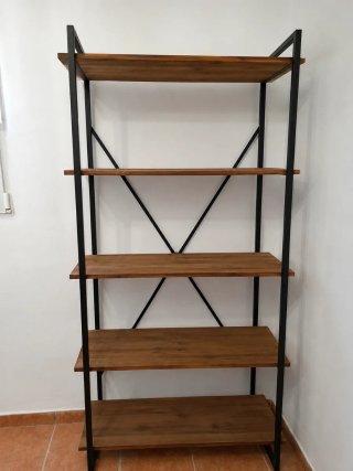 Scaffale in legno e ferro