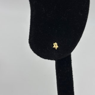 Pendientes de oro 18kt estrella