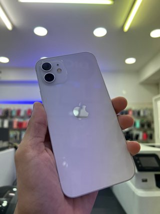 Apple iPhone 12 128gb / semi nuevo