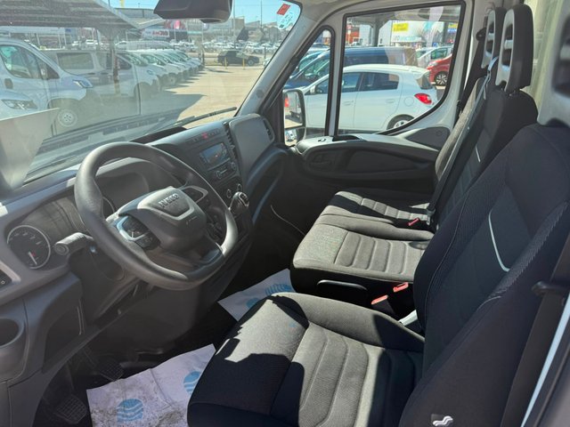 Iveco Daily 35C 16H 3.0 3750