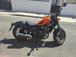 Honda Rebel 500 SE - Moto Cruiser Naranja