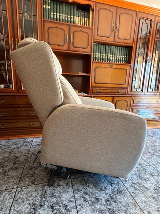 Sillones relax reclinables con mecanismo eléctrico