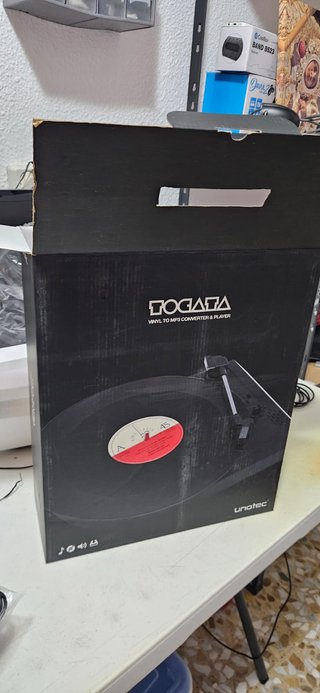 Tocadiscos Unotec USB Conversor  ¡COMO NUEVO CAJA!