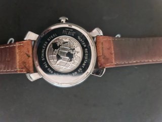 Orologio da polso marrone e argento