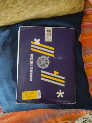 Libro Geografia i Història Fa molts i molts anys.
