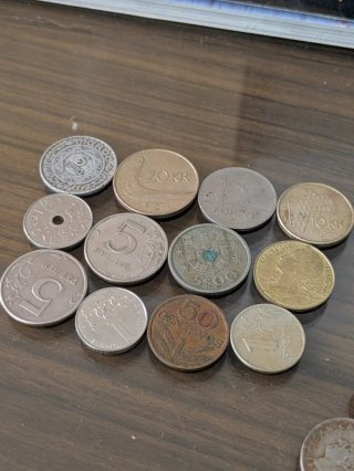 Lote monedas españolas + 12 extranjeras