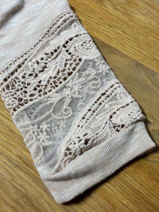 Chaqueta abierta boho con encaje NUEVO a estrenar