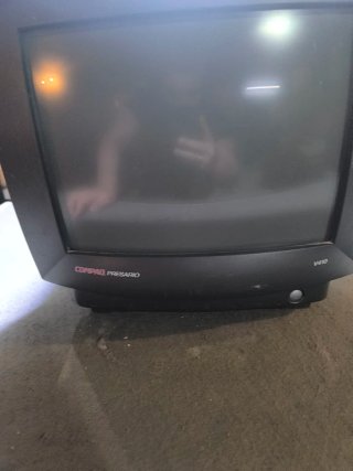 Monitor Compaq Presario V410 CRT Retro