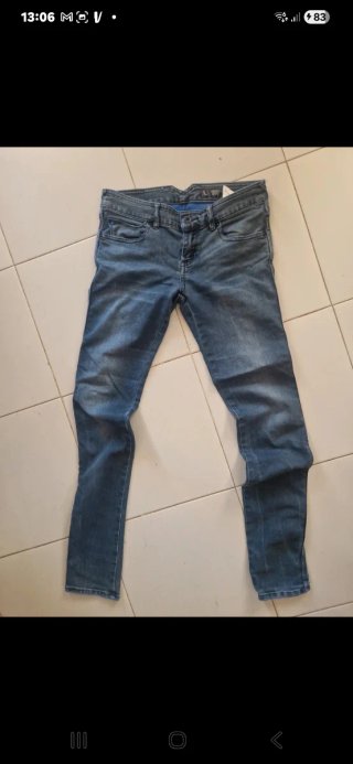 Armani Jeans Azules 80cm la circunferencia