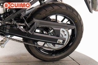 SUZUKI V-STROM 650
