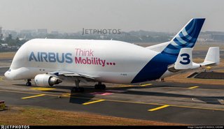 Avión Airbus A300-600ST BELUGA Herpa 1/500