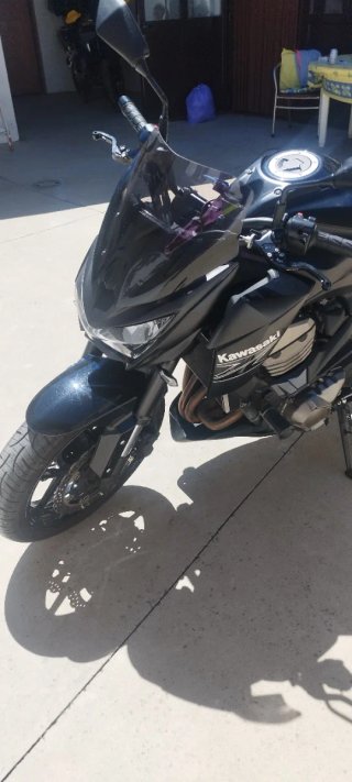 Kawasaki Z800 Negra limitada para carnet A2