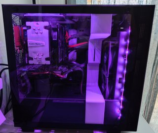 Intel i5, 16GB RAM, GTX 960, SSD 120GB, NZXT H400