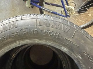 Neumático Michelin 195/55 R13