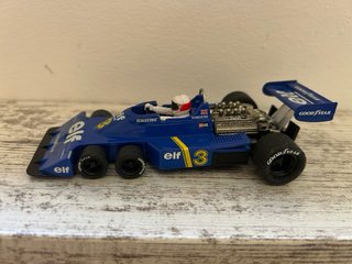 Scalextric tyrrell p-34 Azul