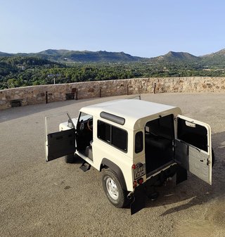 Land Rover Defender 90TDI con A/A