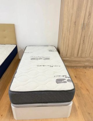 Canapés y colchónes nuevos en liquidación urgente