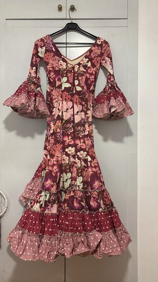 Vestido de flamenca estampado floral