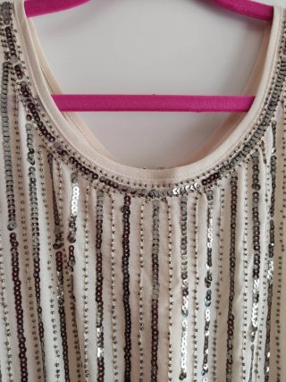 Mono corto beige y brillante