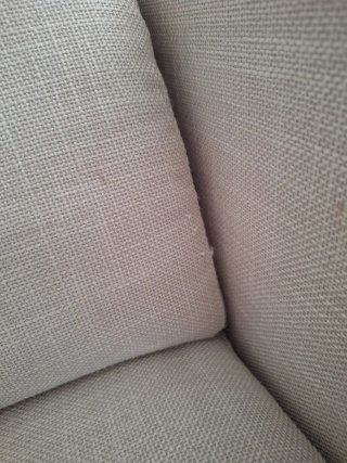 Sofá cama dos plazas beige El corte Inglés