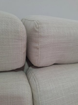 Sofá cama dos plazas beige El corte Inglés