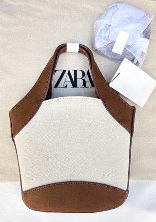 Bolso de mano con asa de colgar Zara