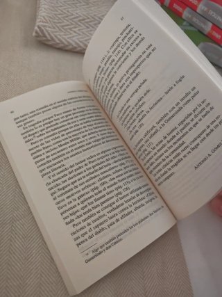 Requiem por un campesino español, Estudiantes, PAU