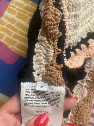 Top de crochet con tiras para atar