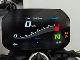 BMW F900R LIMITABLE 2021 Negra