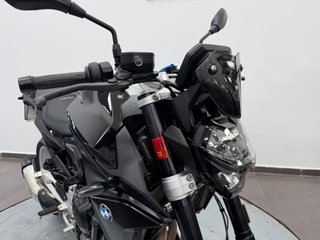 BMW F900R LIMITABLE 2021 Negra